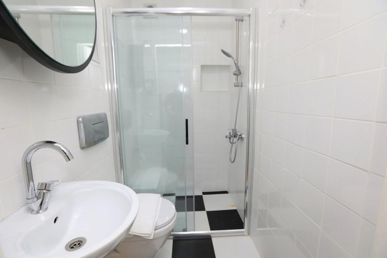 Flat With Balcony And Shared Terrace In Beyoglu Daire İstanbul